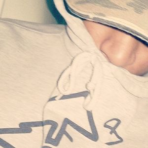 Meet your Posher, Dennis